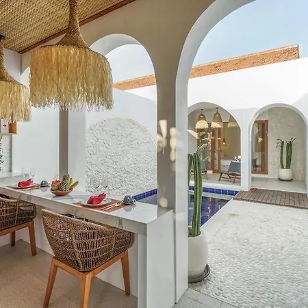 T&J5 - New! Romantic 1Br Pool Villa, Walk To Beach!